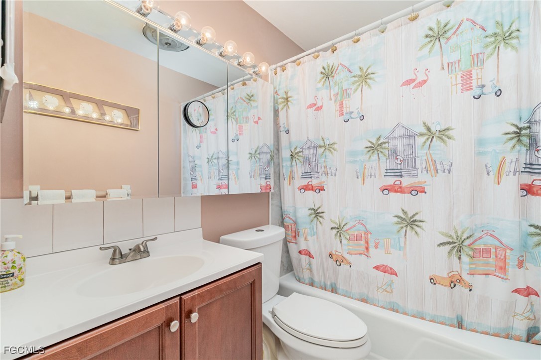 2 Bed Waterfront Home for Sale in Cape Coral, photo 15