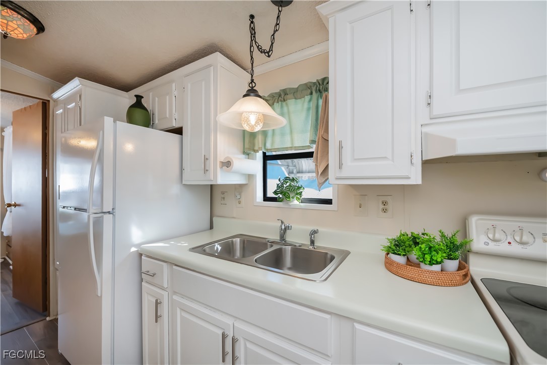 1 Bed ManufacturedHome for Sale in North Fort Myers, photo 15