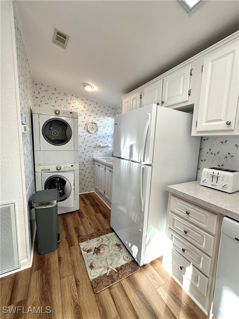 2 Bed ManufacturedHome for Sale in Estero, photo 15