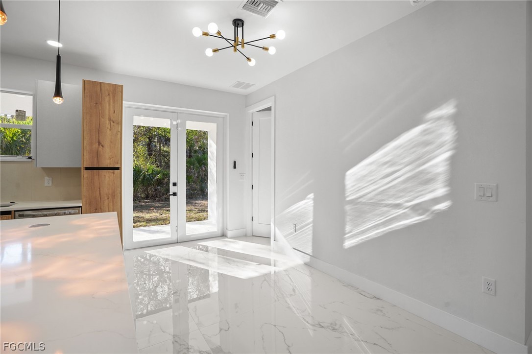 3 Bed SingleFamilyResidence for Sale in Port Charlotte, photo 15