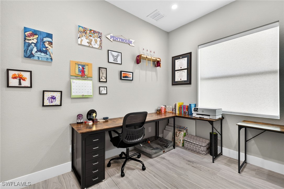 3 Bed SingleFamilyResidence for Sale in Rosemary Park, photo 15