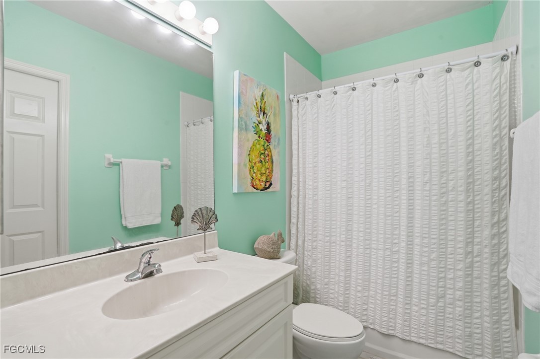 3 Bed Waterfront Home for Sale in Cape Coral, photo 15