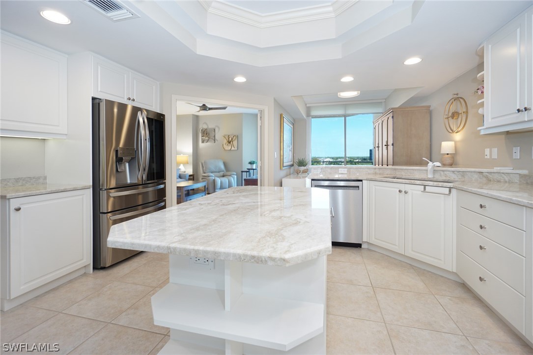 3 Bed Waterfront Home for Sale in Naples, photo 15