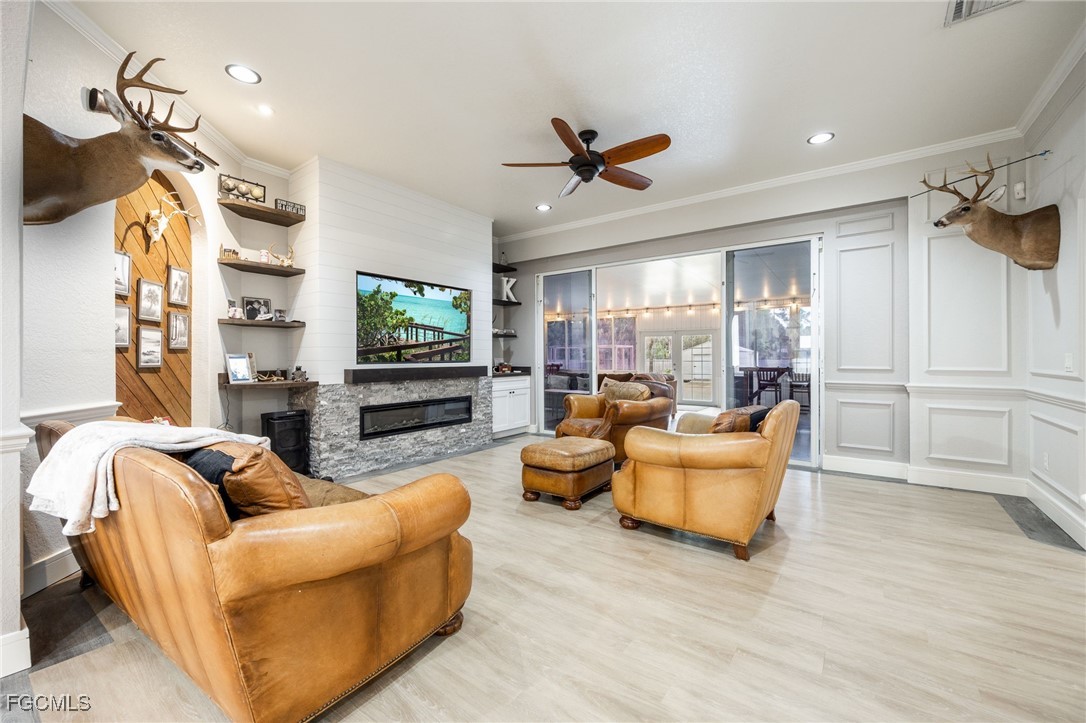 4 Bed SingleFamilyResidence for Sale in Lehigh Acres, photo 15