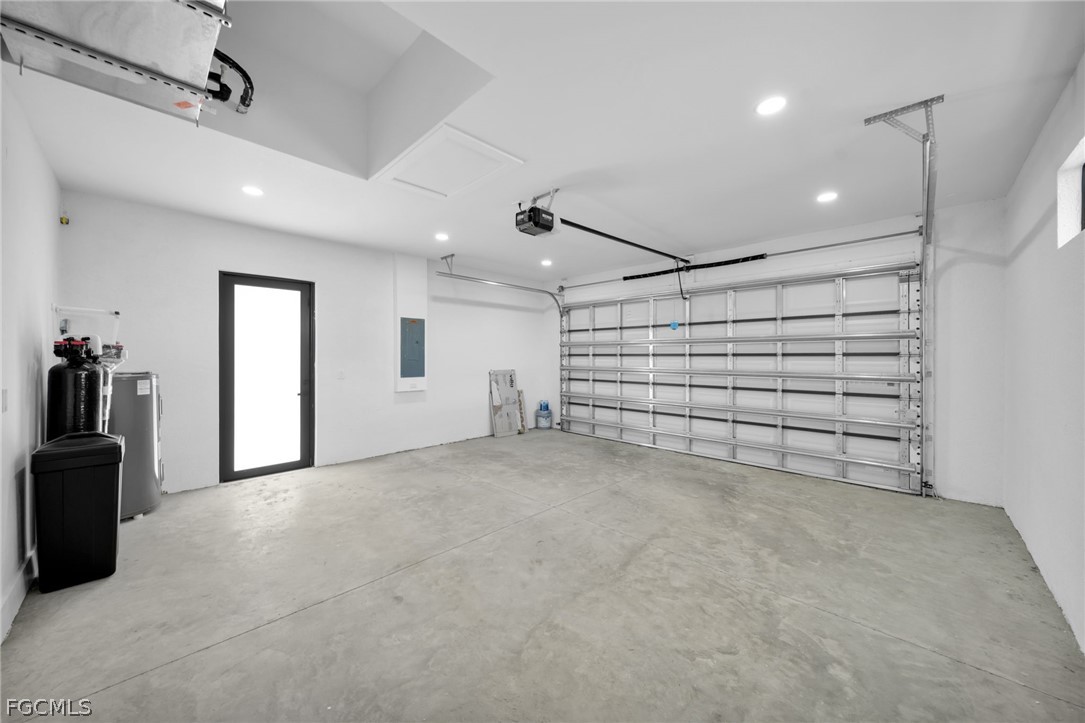 3 Bed SingleFamilyResidence for Sale in Lehigh Acres, photo 15