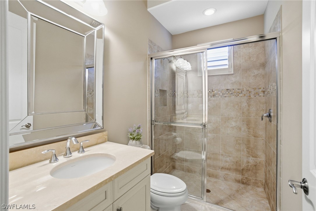 3 Bed SingleFamilyResidence for Sale in Naples, photo 15