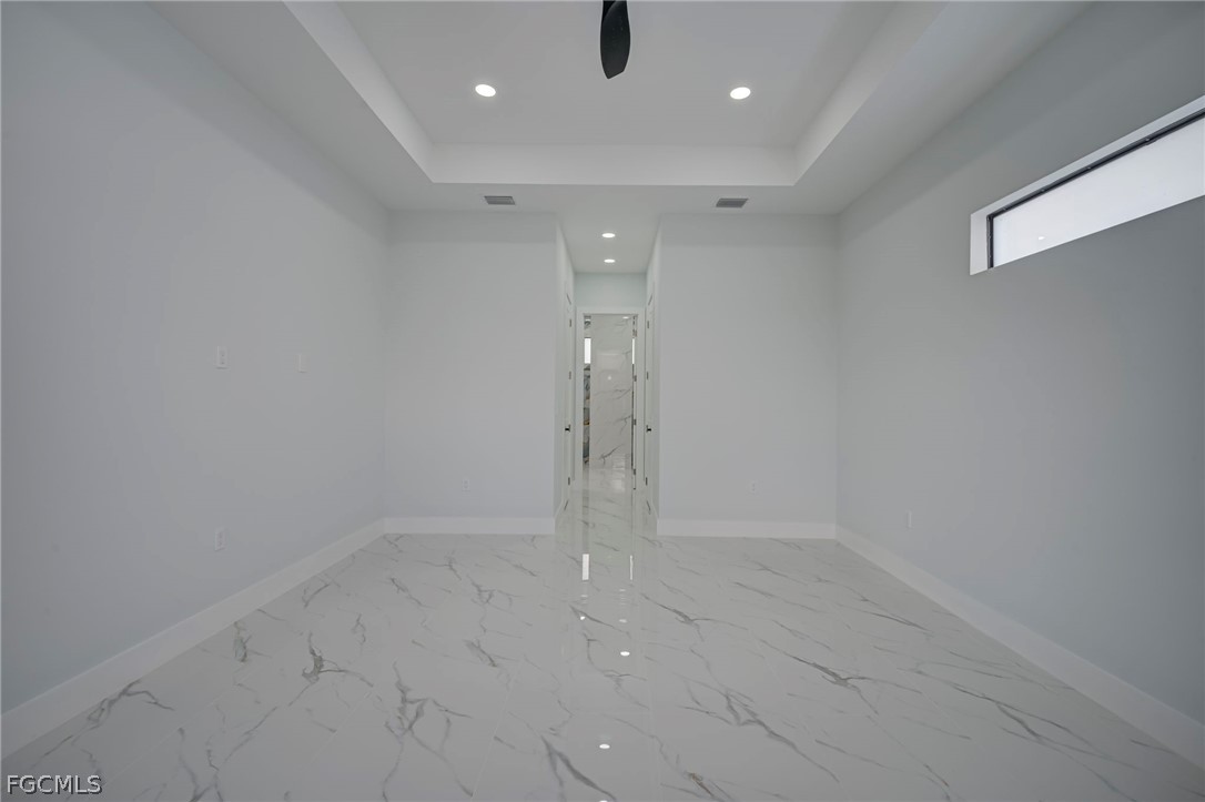 3 Bed SingleFamilyResidence for Sale in Lehigh Acres, photo 15