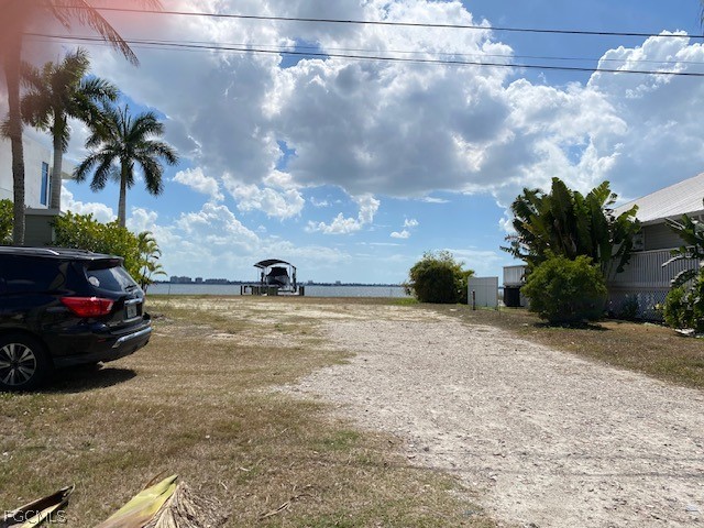 3 Bed Pool Home for Sale in Yacht Club, photo 15