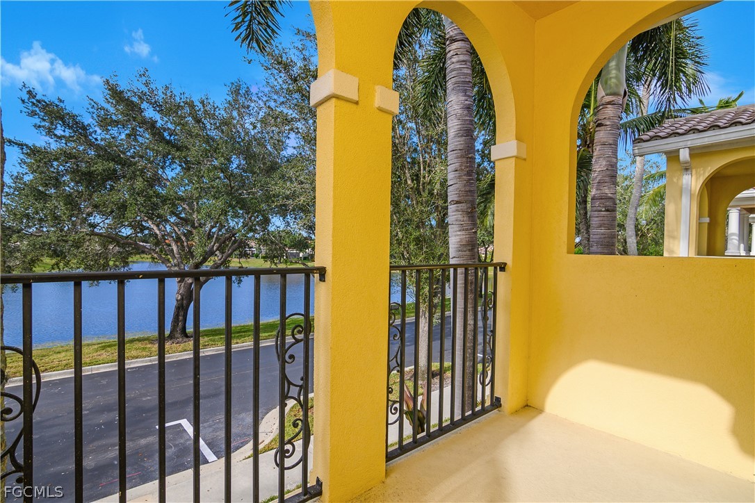3 Bed Waterfront Home for Sale in San Remo, photo 15