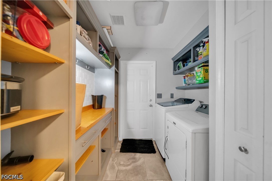 4 Bed SingleFamilyResidence for Sale in Cape Coral, photo 15