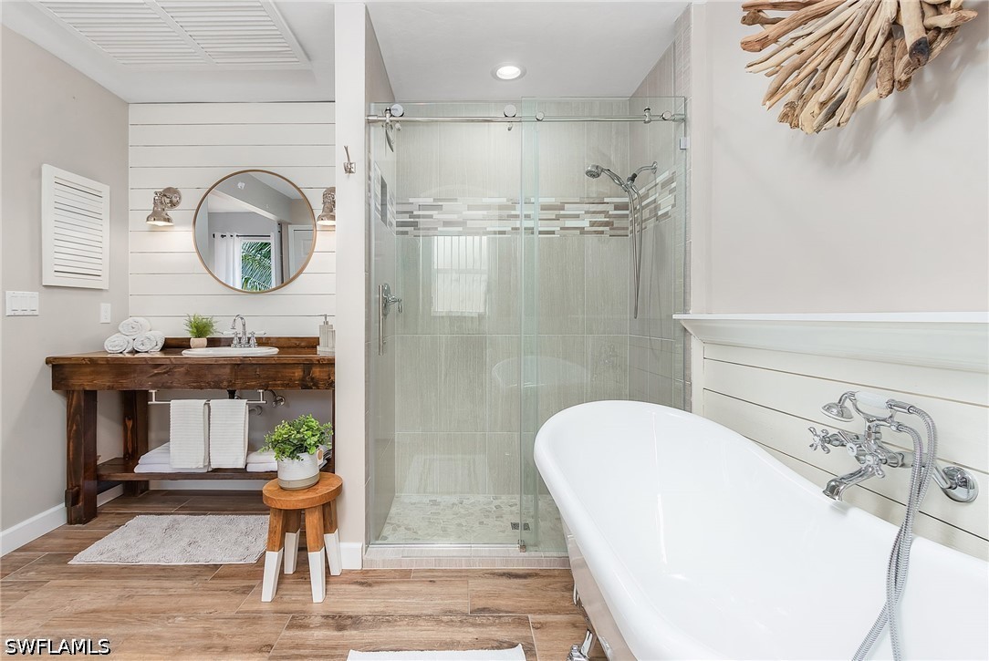 3 Bed Pool Home for Sale in Cape Coral, photo 15