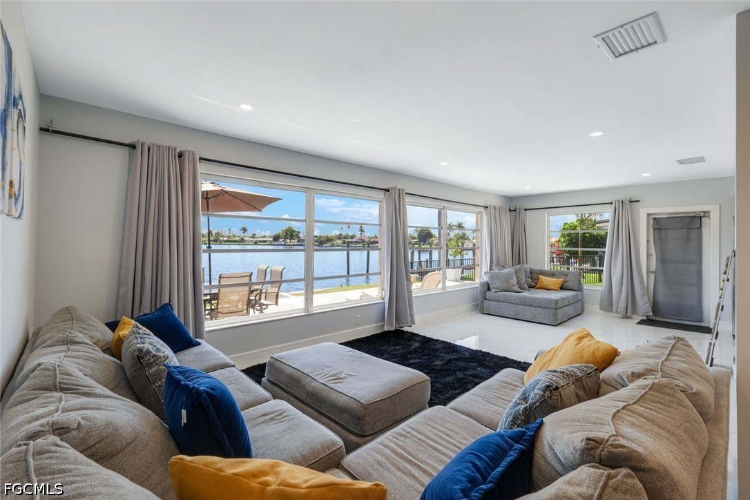 3 Bed Waterfront Home for Sale in Waterway Estates, photo 15