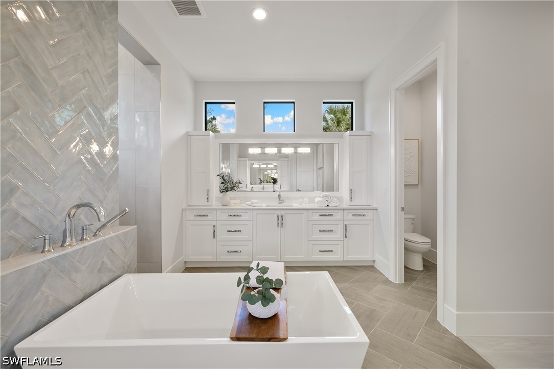 4 Bed Pool Home for Sale in Naples, photo 15
