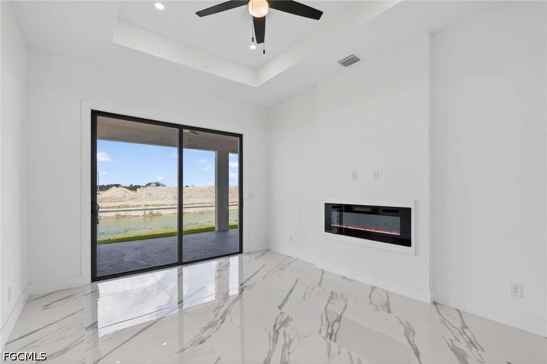 3 Bed Waterfront Home for Sale in Cape Coral, photo 15