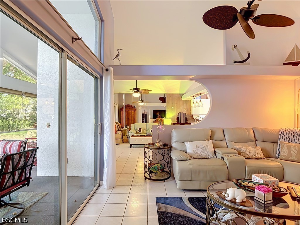 2 Bed Waterfront Home for Sale in Palm Island, photo 15