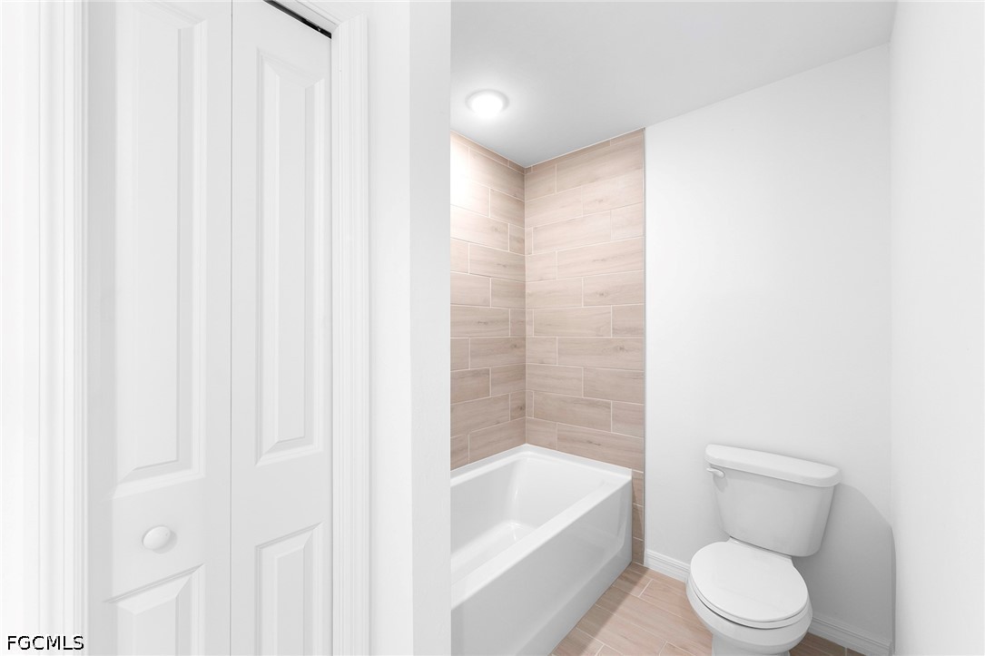 3 Bed SingleFamilyResidence for Sale in Cape Coral, photo 15