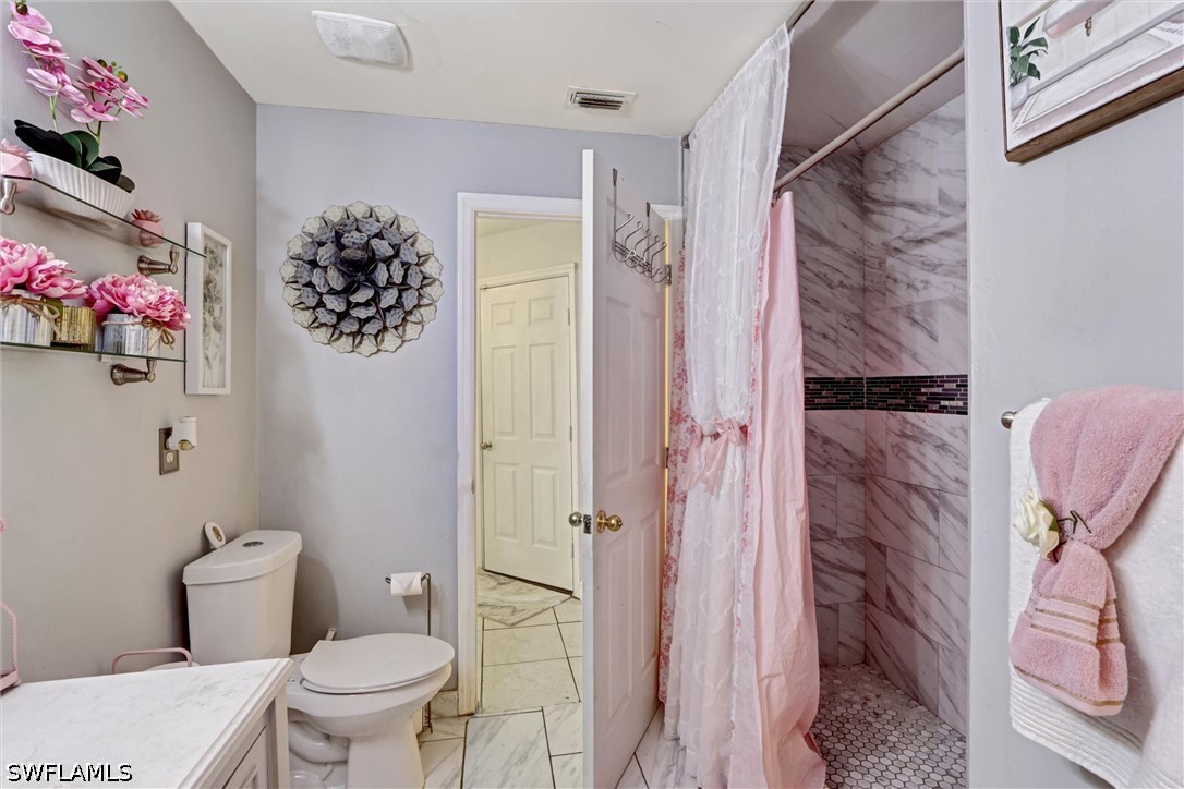 4 Bed SingleFamilyResidence for Sale in Town Lakes, photo 15