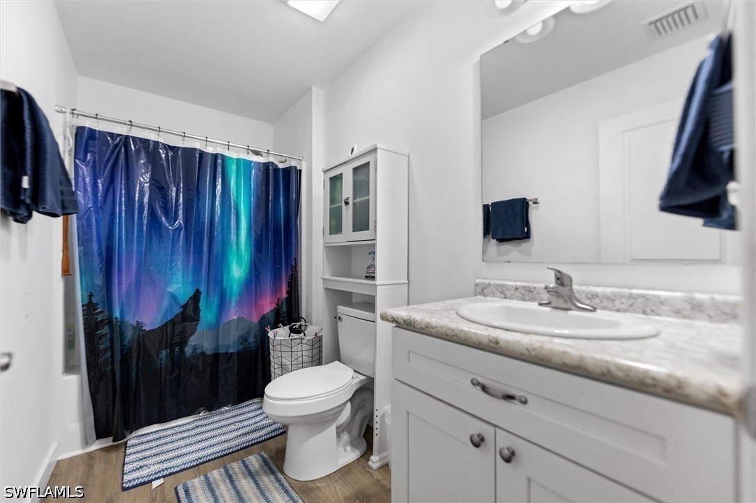 2 Bed ManufacturedHome for Sale in Lake Kelly, photo 15