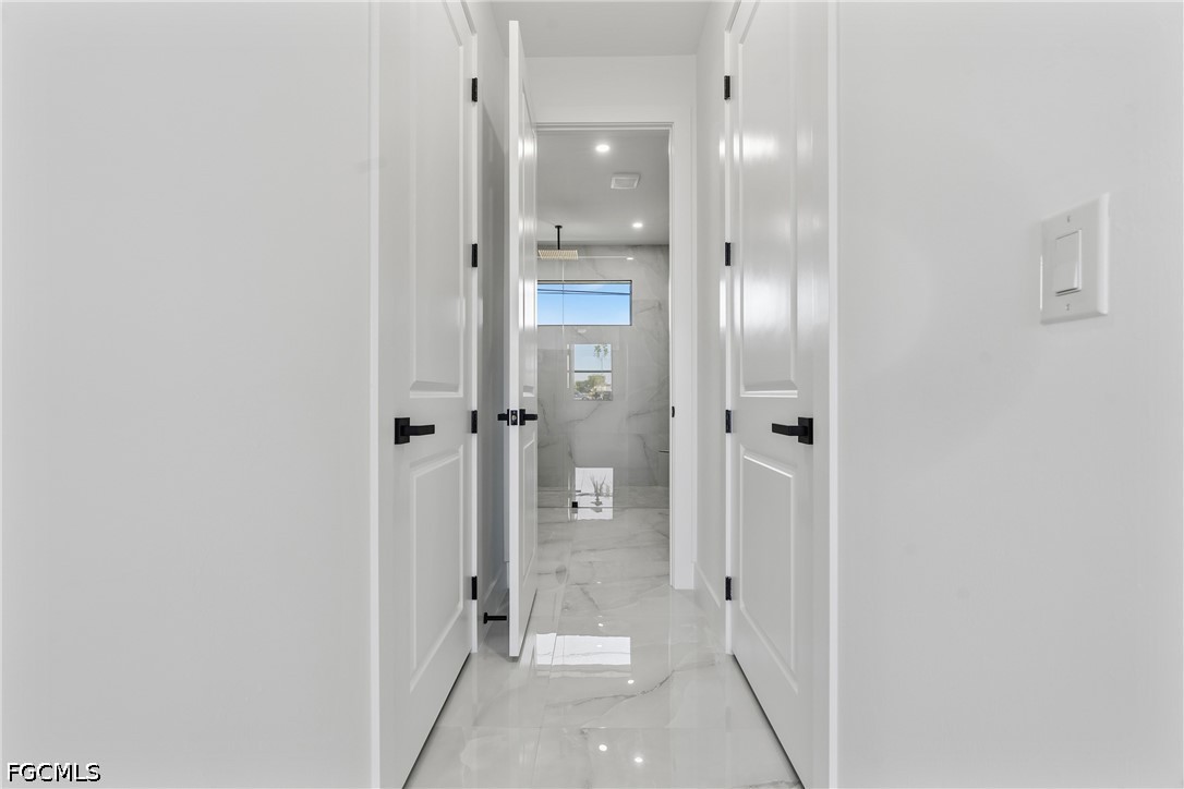 3 Bed SingleFamilyResidence for Sale in Cape Coral, photo 15