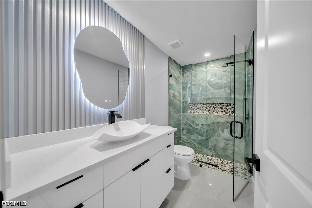 3 Bed Pool Home for Sale in Cape Coral, photo 15