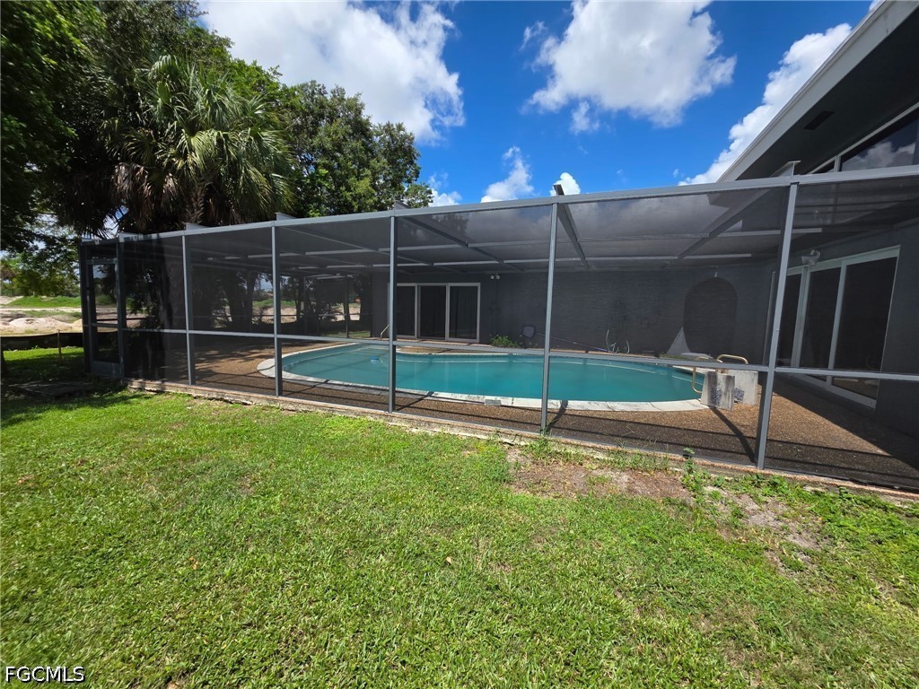 3 Bed Pool Home for Sale in Not Applicable, photo 15