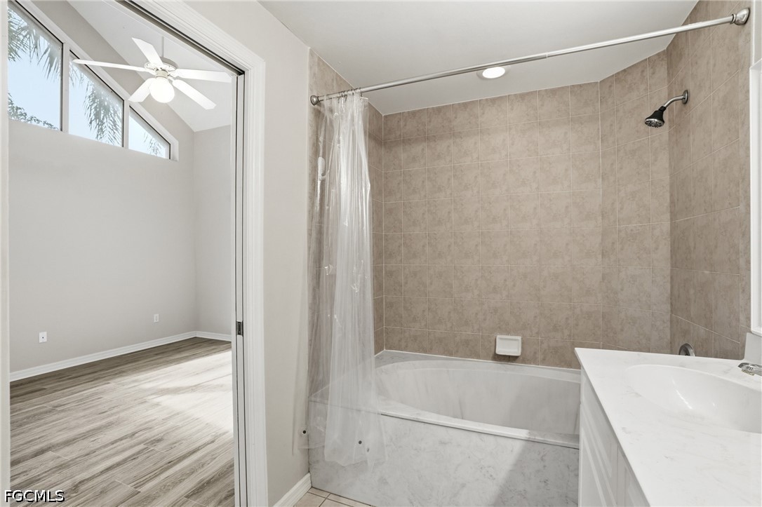 3 Bed Attached for Sale in Naples, photo 15