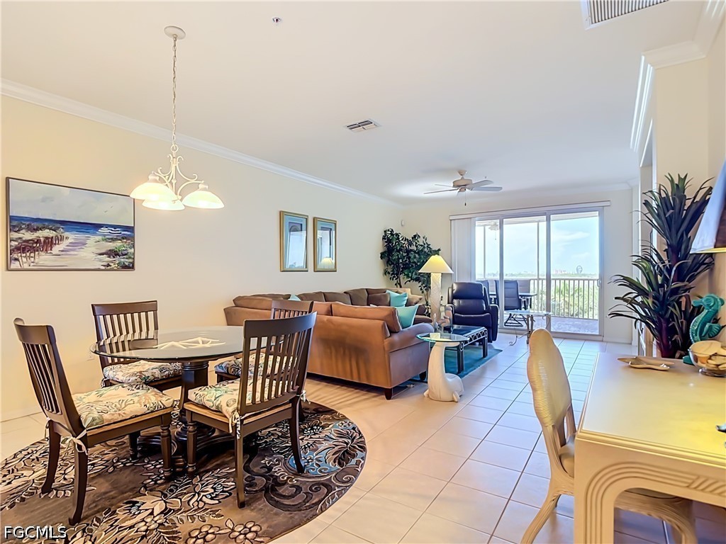 2 Bed Waterfront Home for Sale in Fort Myers, photo 15