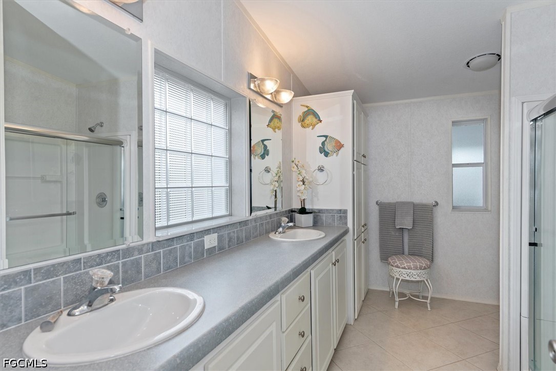 3 Bed ManufacturedHome for Sale in Fort Myers, photo 15