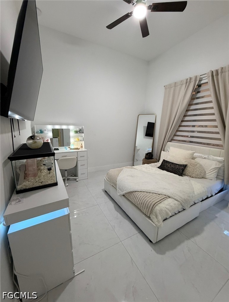 4 Bed SingleFamilyResidence for Sale in Cape Coral, photo 15