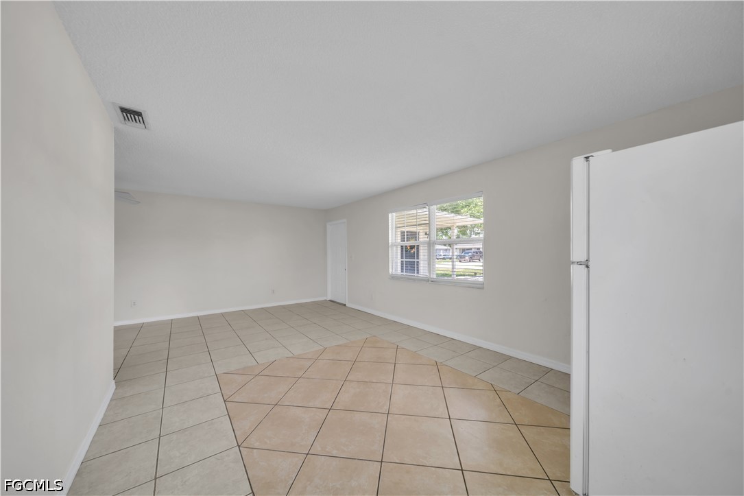 4 Bed Waterfront Home for Sale in Fort Myers, photo 15