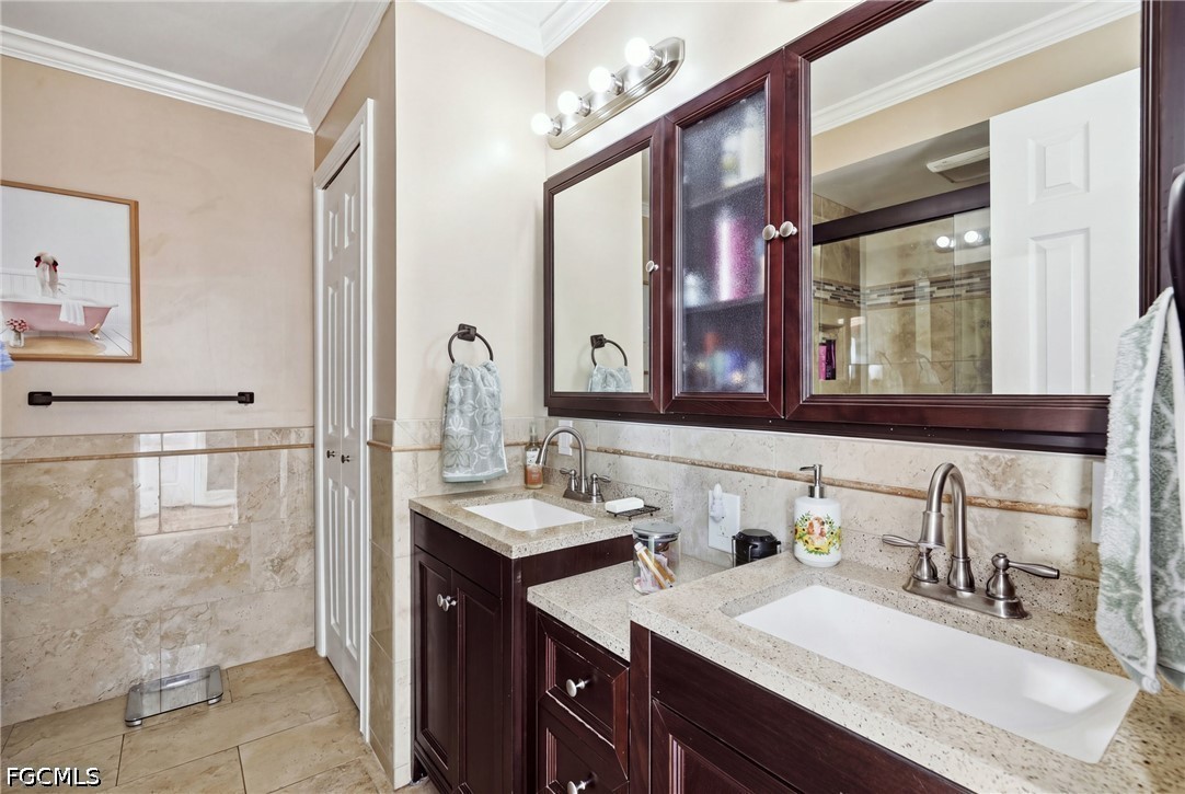 4 Bed Pool Home for Sale in Cape Coral, photo 15