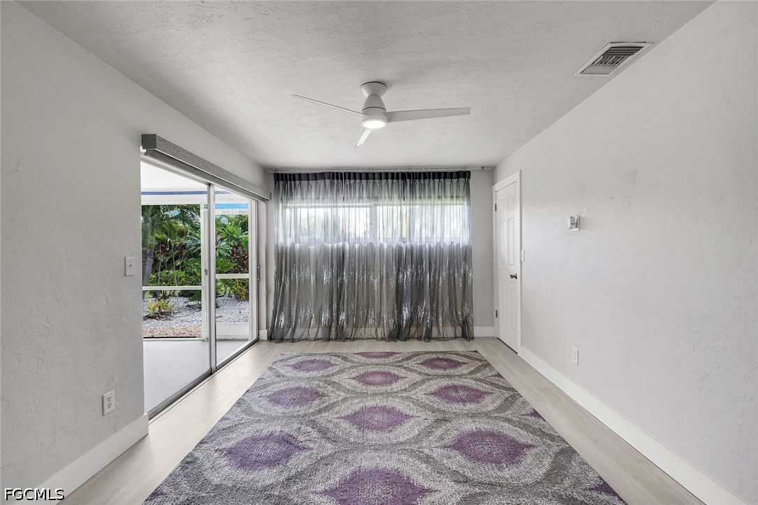 3 Bed SingleFamilyResidence for Sale in Cape Coral, photo 15