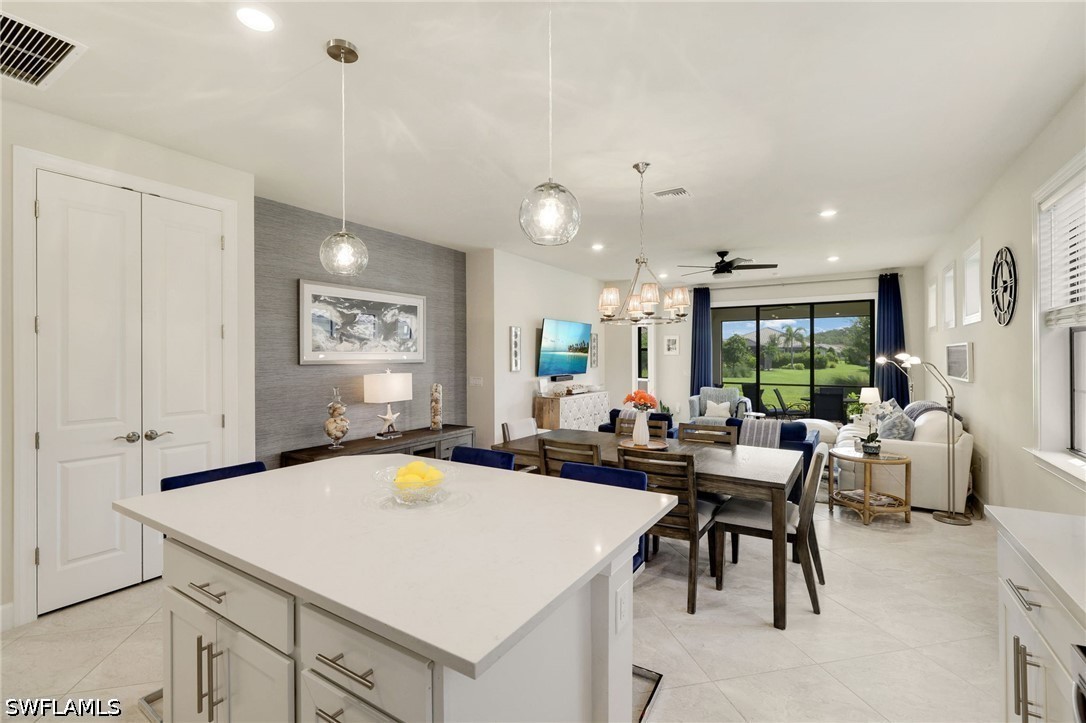 2 Bed Attached for Sale in Esplanade Lake Club, photo 15