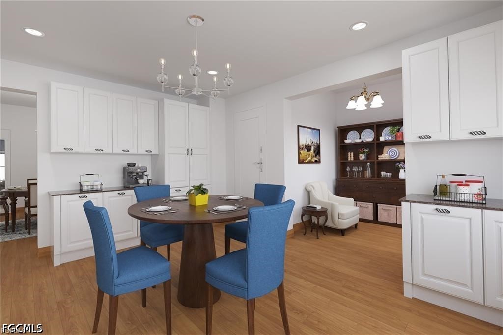 5 Bed Pool Home for Sale in Riverside, photo 15