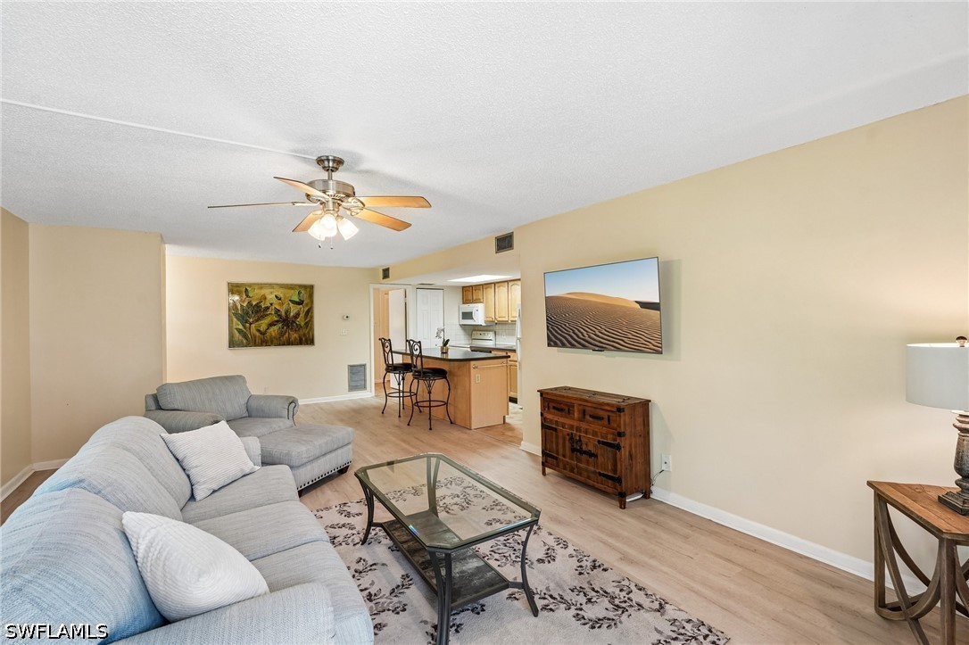 2 Bed Waterfront Home for Sale in Naples, photo 15