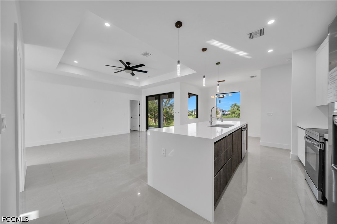 3 Bed Waterfront Home for Sale in Cape Coral, photo 15