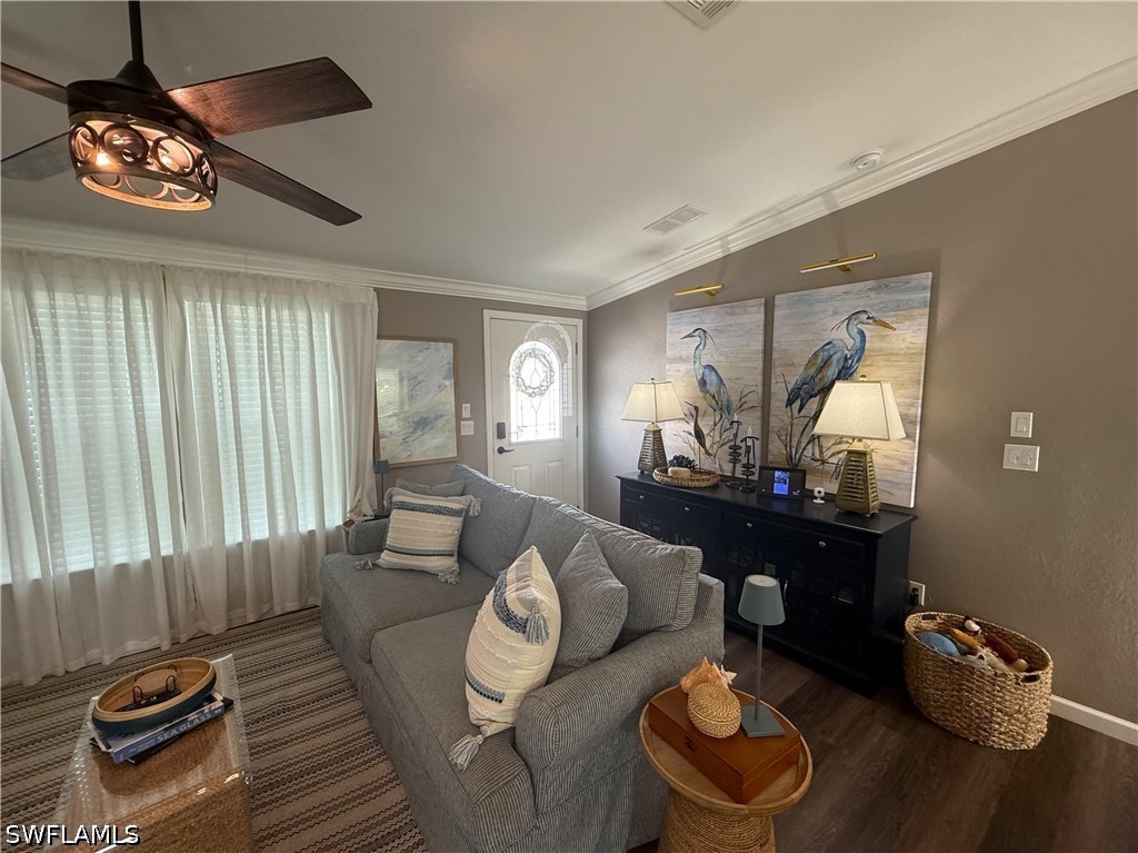 2 Bed ManufacturedHome for Sale in Naples, photo 15