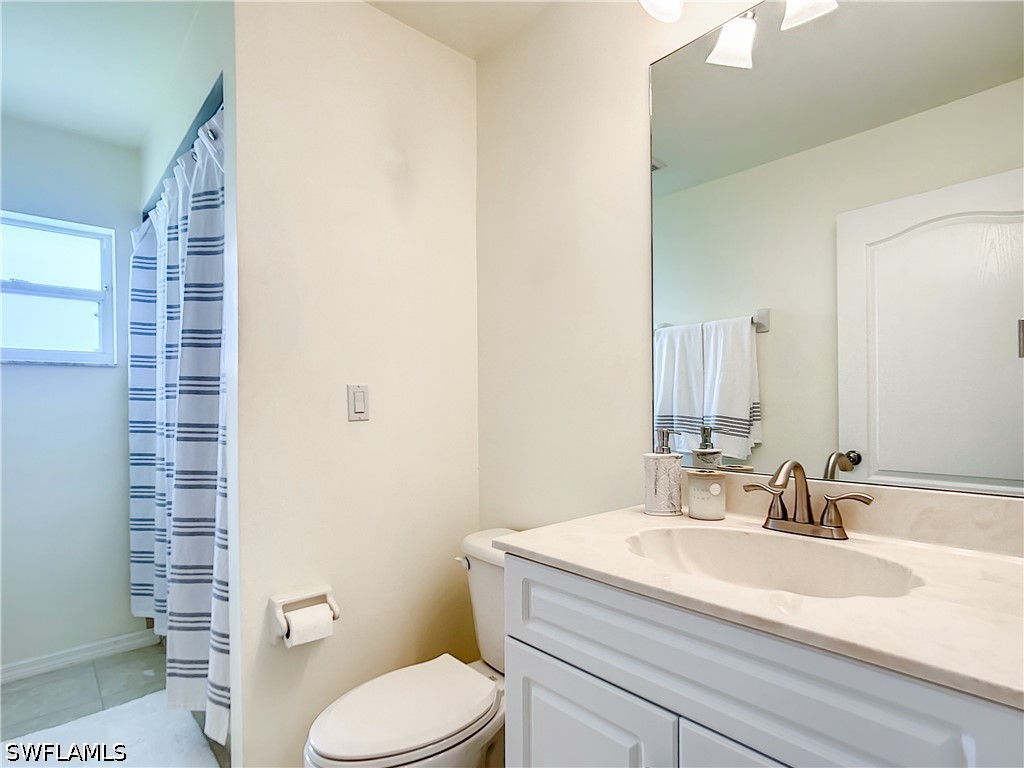 3 Bed SingleFamilyResidence for Sale in Cape Coral, photo 15