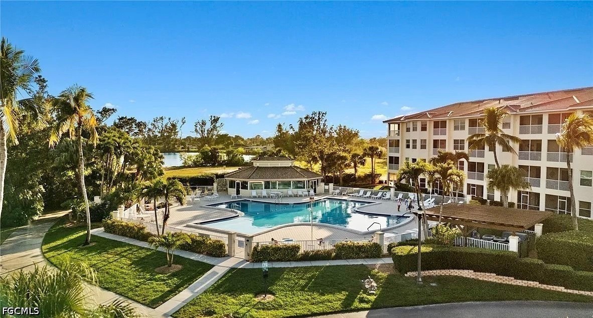 2 Bed Condominium for Sale in Fairway Villas, photo 15
