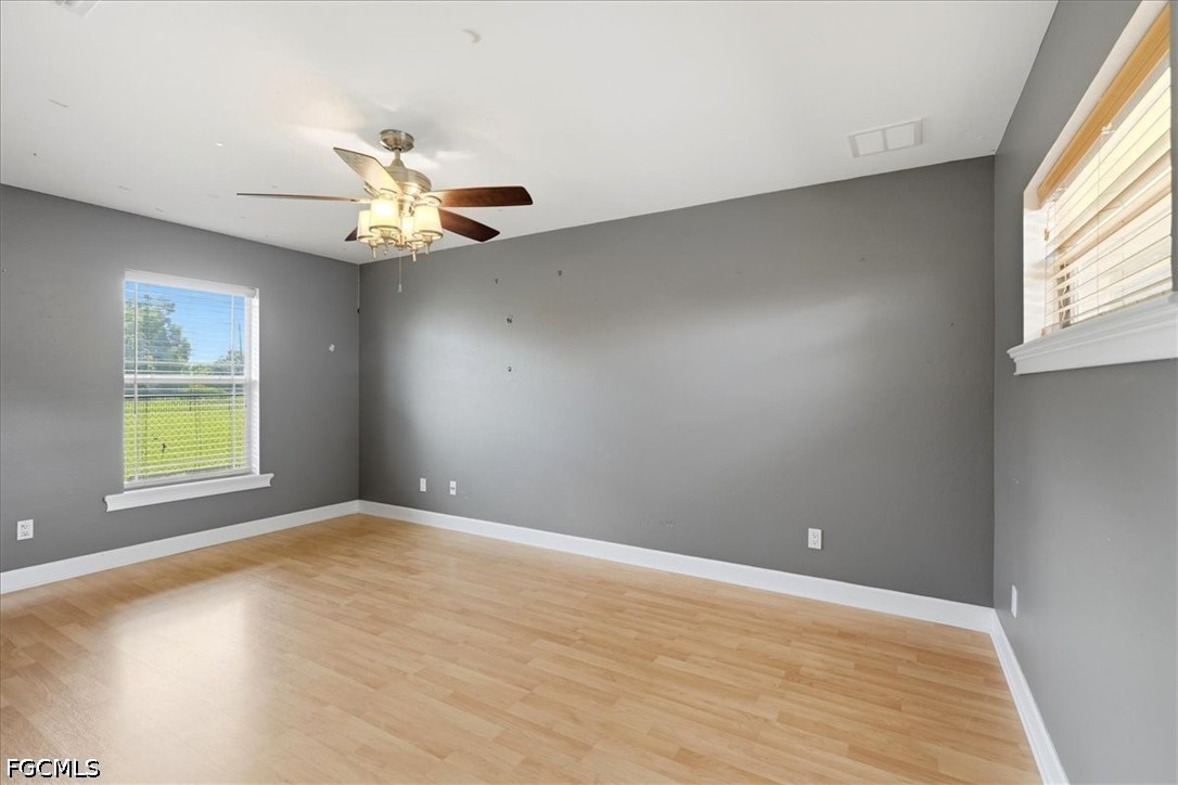 3 Bed Waterfront Home for Sale in Fort Myers, photo 15