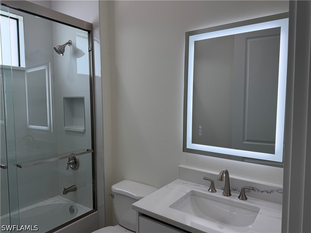 3 Bed SingleFamilyResidence for Sale in Naples, photo 15
