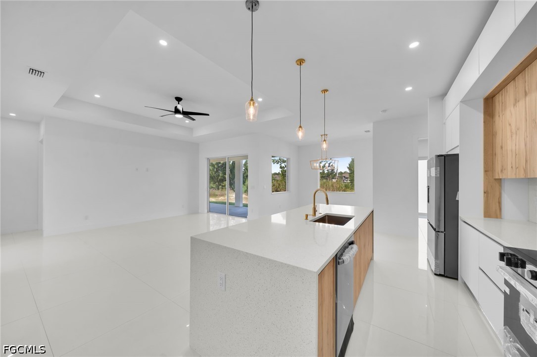 3 Bed Waterfront Home for Sale in Cape Coral, photo 15