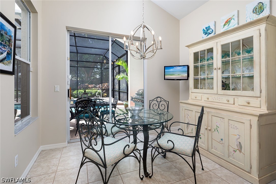 3 Bed Pool Home for Sale in Ventura, photo 15