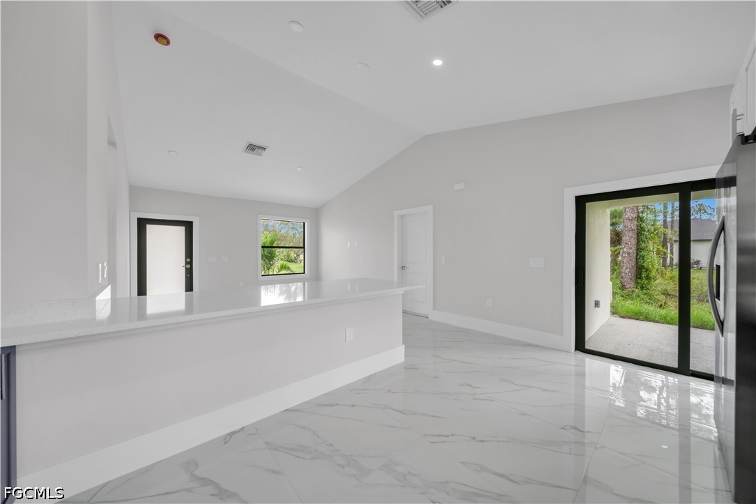 3 Bed SingleFamilyResidence for Sale in Lehigh Acres, photo 15