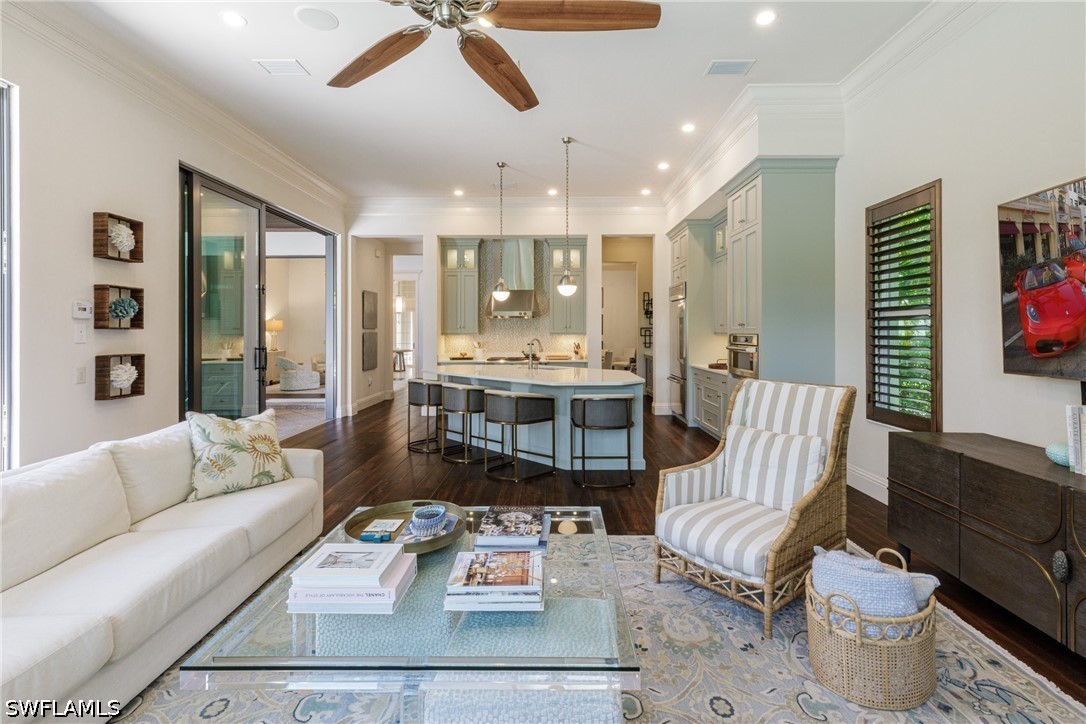 3 Bed Pool Home for Sale in Cabreo, photo 15