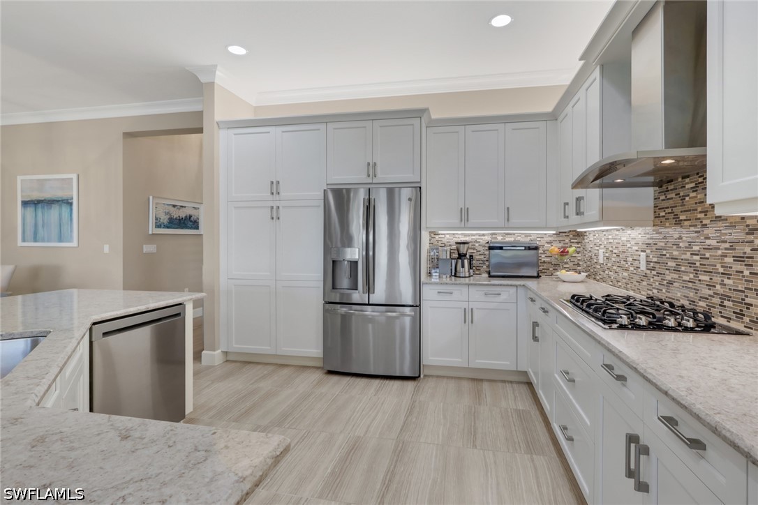 3 Bed Pool Home for Sale in Valencia Bonita, photo 15