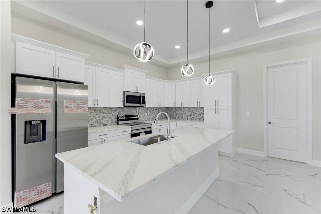 3 Bed SingleFamilyResidence for Sale in Lehigh Acres, photo 15