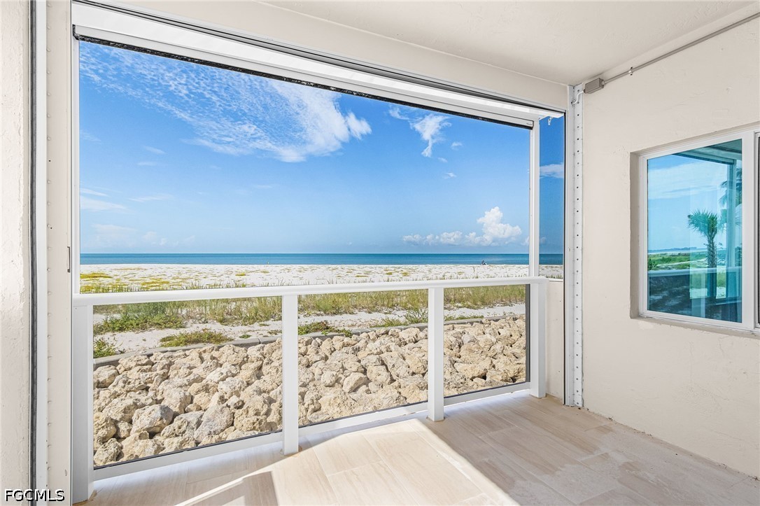 2 Bed Waterfront Home for Sale in Fort Myers Beach, photo 15