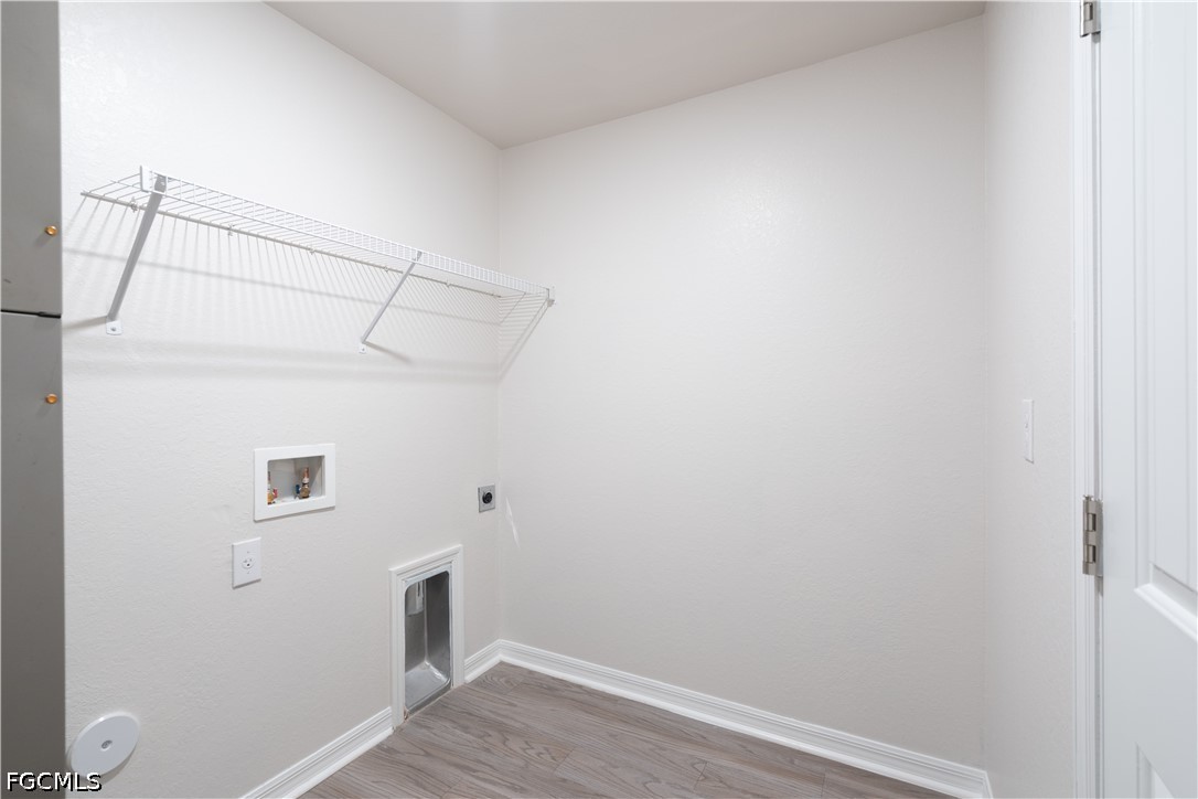 3 Bed SingleFamilyResidence for Sale in Cape Coral, photo 15