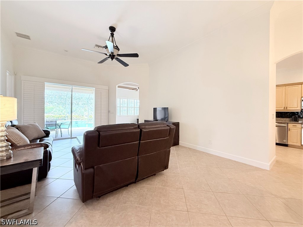 3 Bed Pool Home for Sale in Madison Park, photo 15